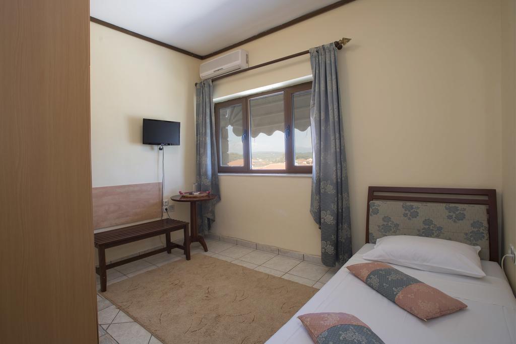 Methoni Beach Hotel Habitación foto