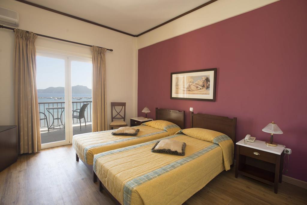 Methoni Beach Hotel Habitación foto